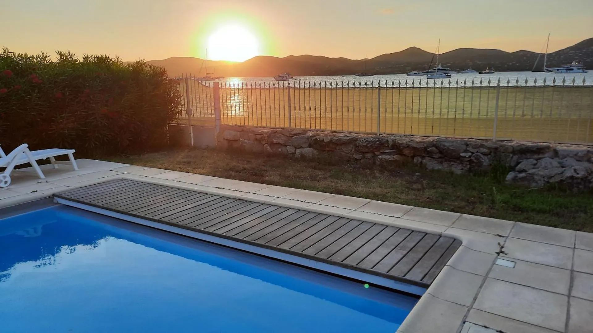 Villa Playa Del Sol -B4 Saint-Tropez 0*,  Francia